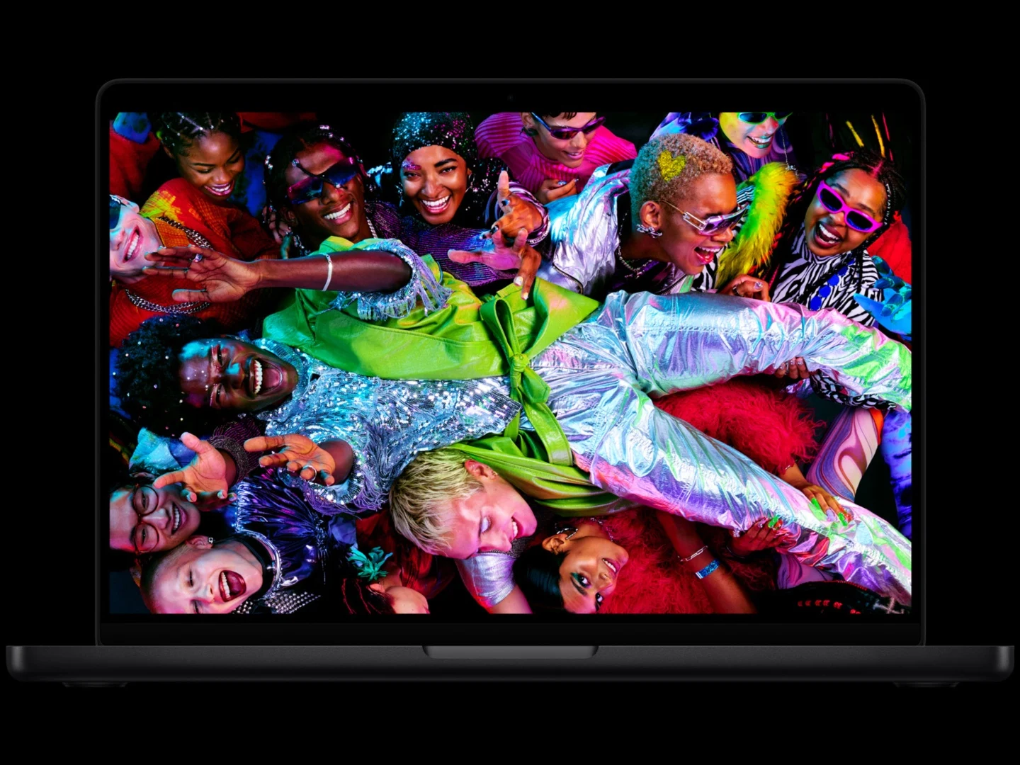 Apple Offers Free Upgrades to M5 for Select Customers