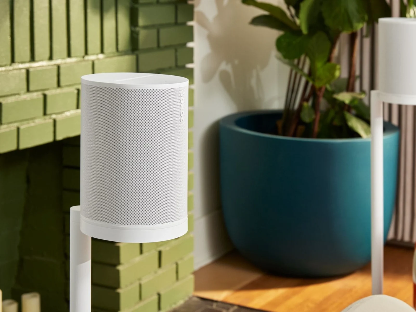 Sonos Launches Affordable Era 100 SL Speaker for Home Cinema