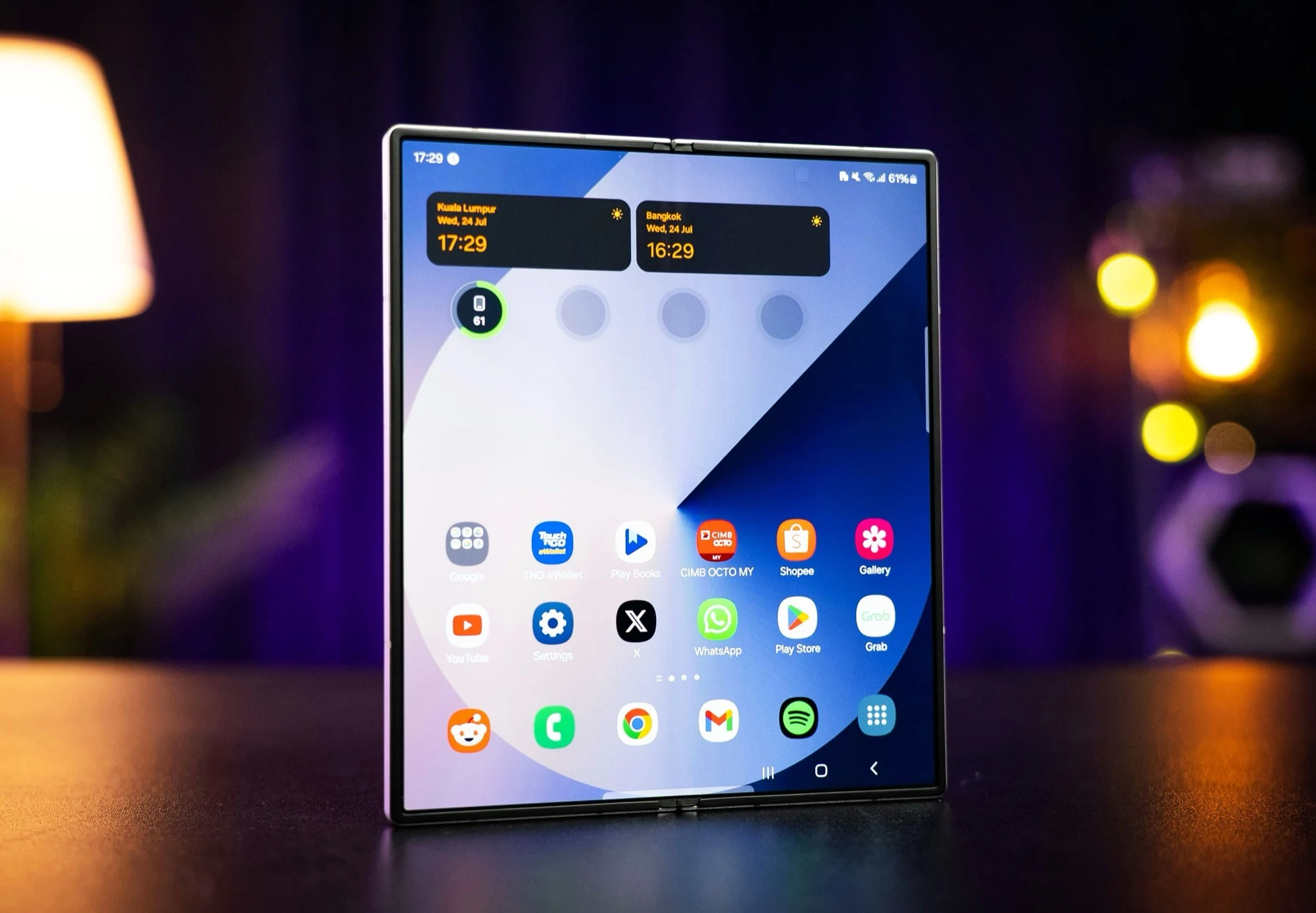 Samsung Galaxy Z Fold7 Introduces Unique New Camera Mode