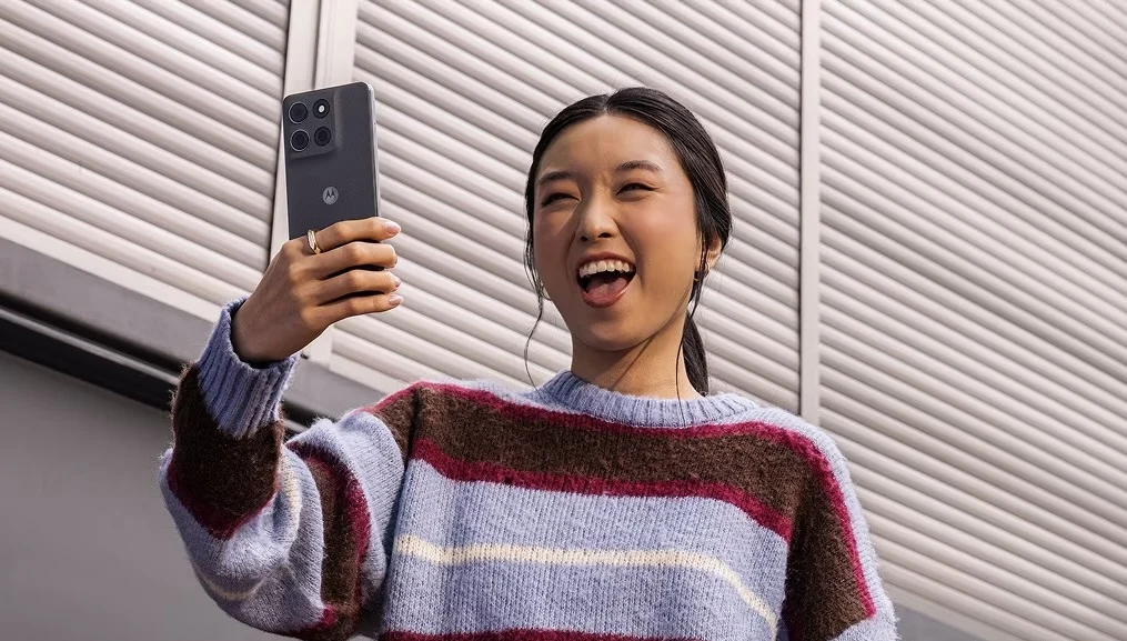 Motorola’s Affordable New Smartphone Now Available in US and Canada