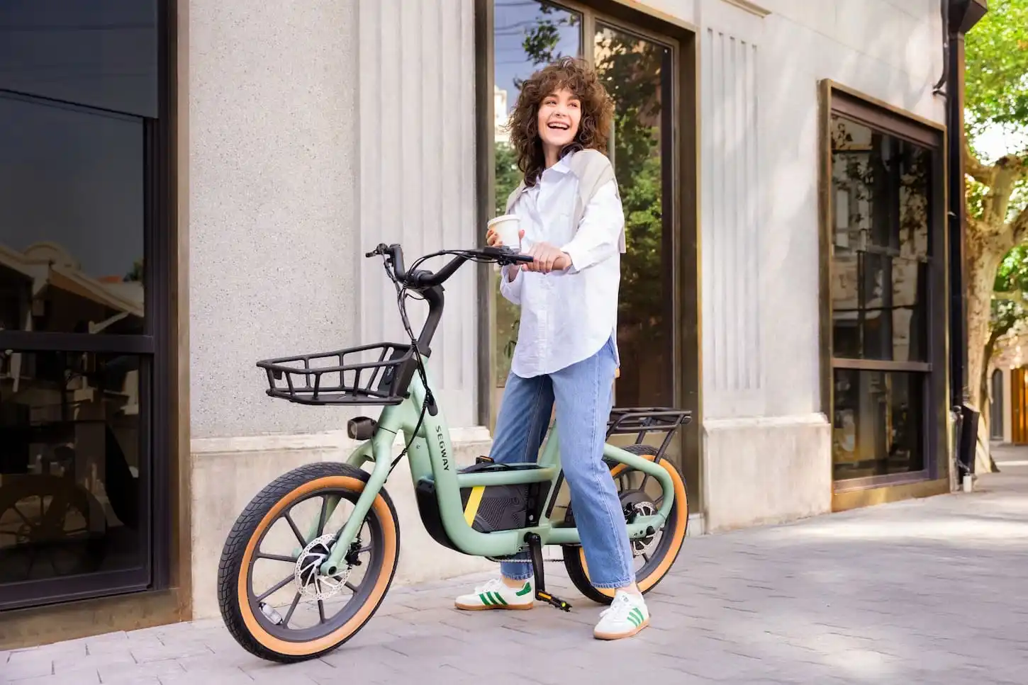 Segway’s New Compact Cargo E-Bike Offers 128 km Range