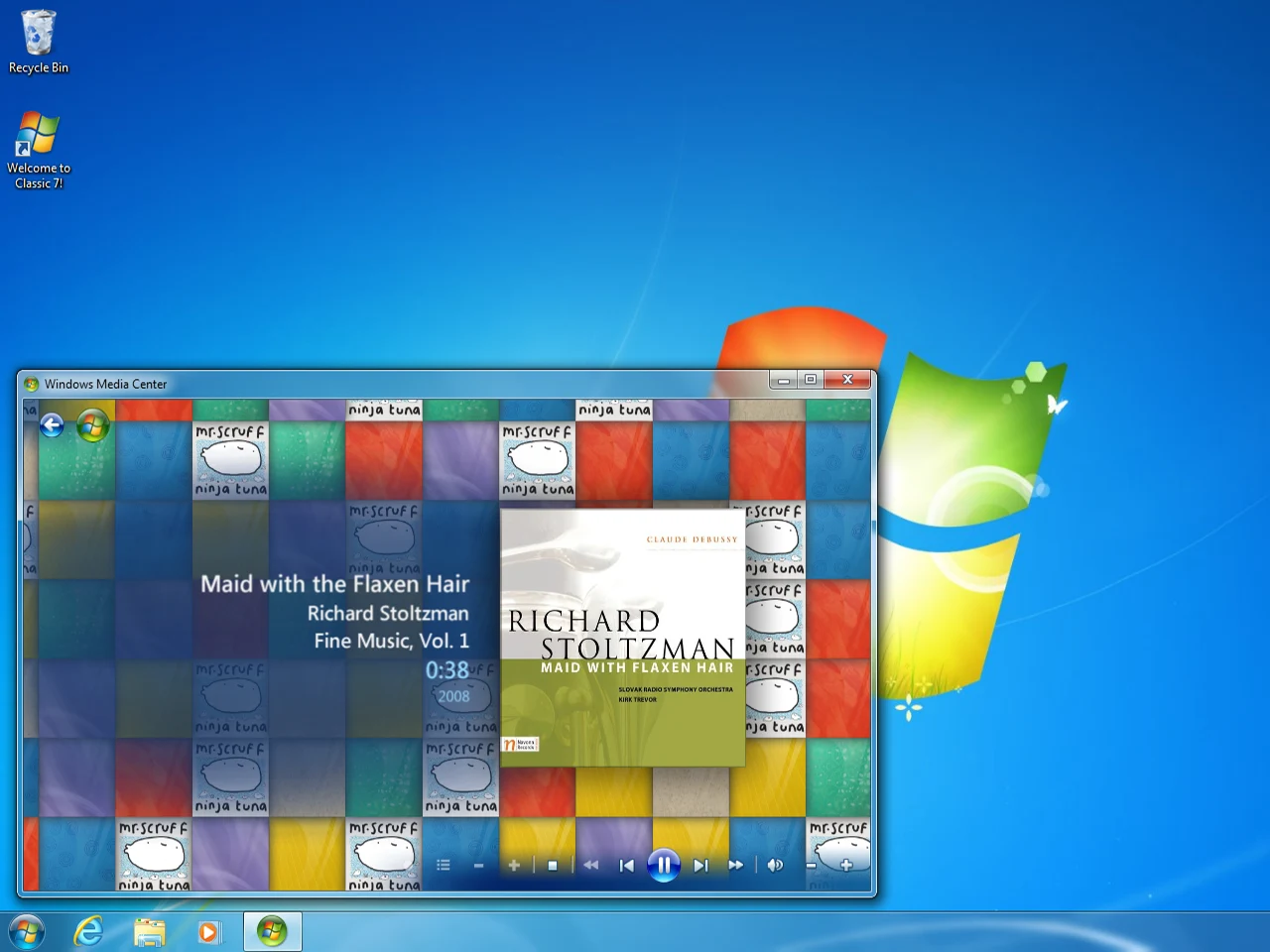 Vintage 7 blends Windows 7 and Windows 10 IoT you’ll love