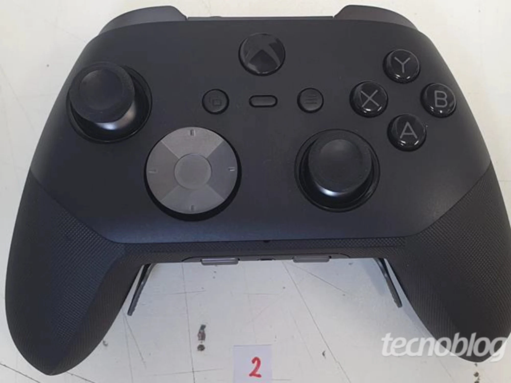 Xbox Elite Series 3 Controller Leaks, May Lack TMR for Drift