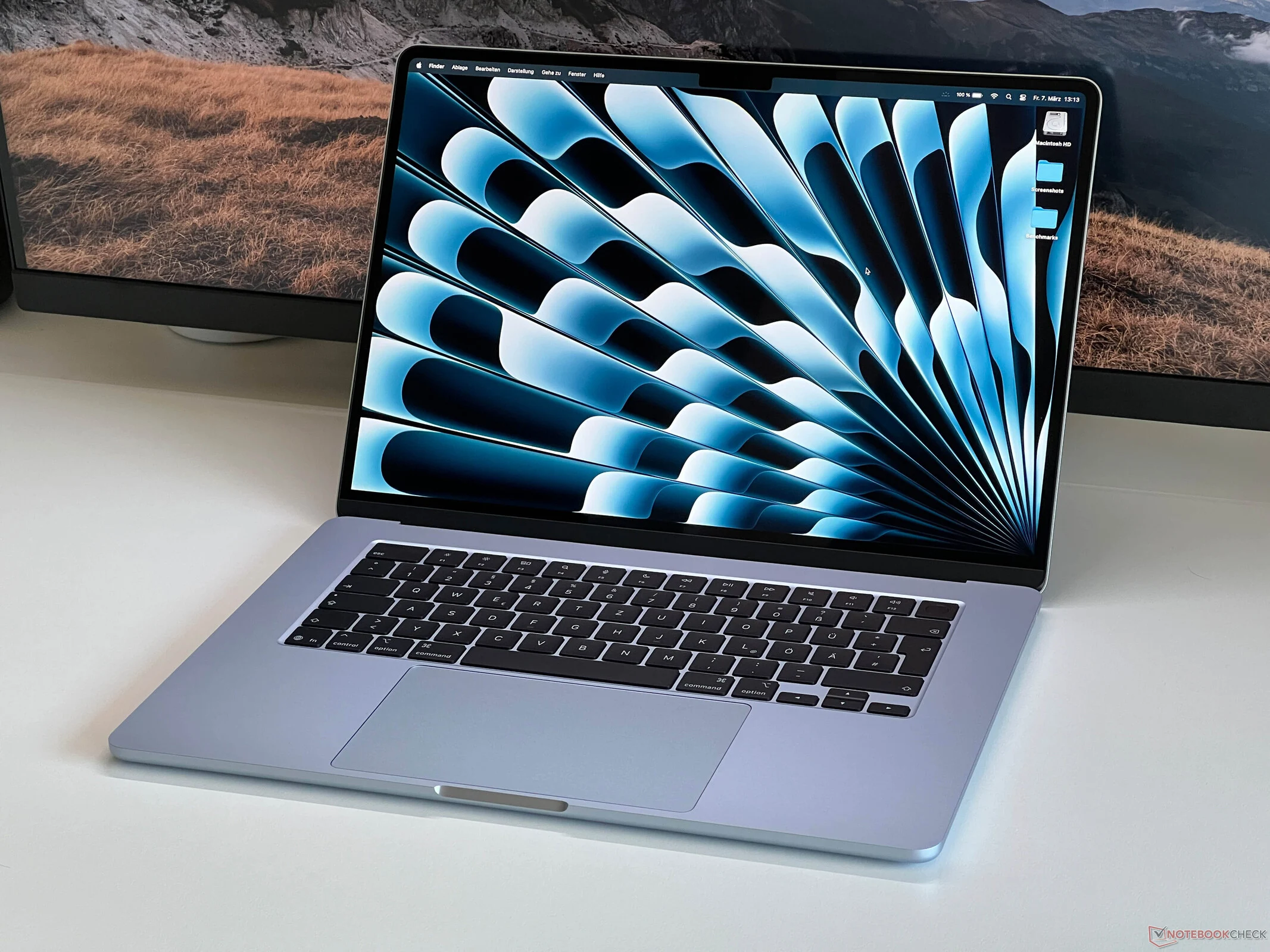 Apple MacBook Air 15-inch M5: $150 Off at Multiple Retailers
