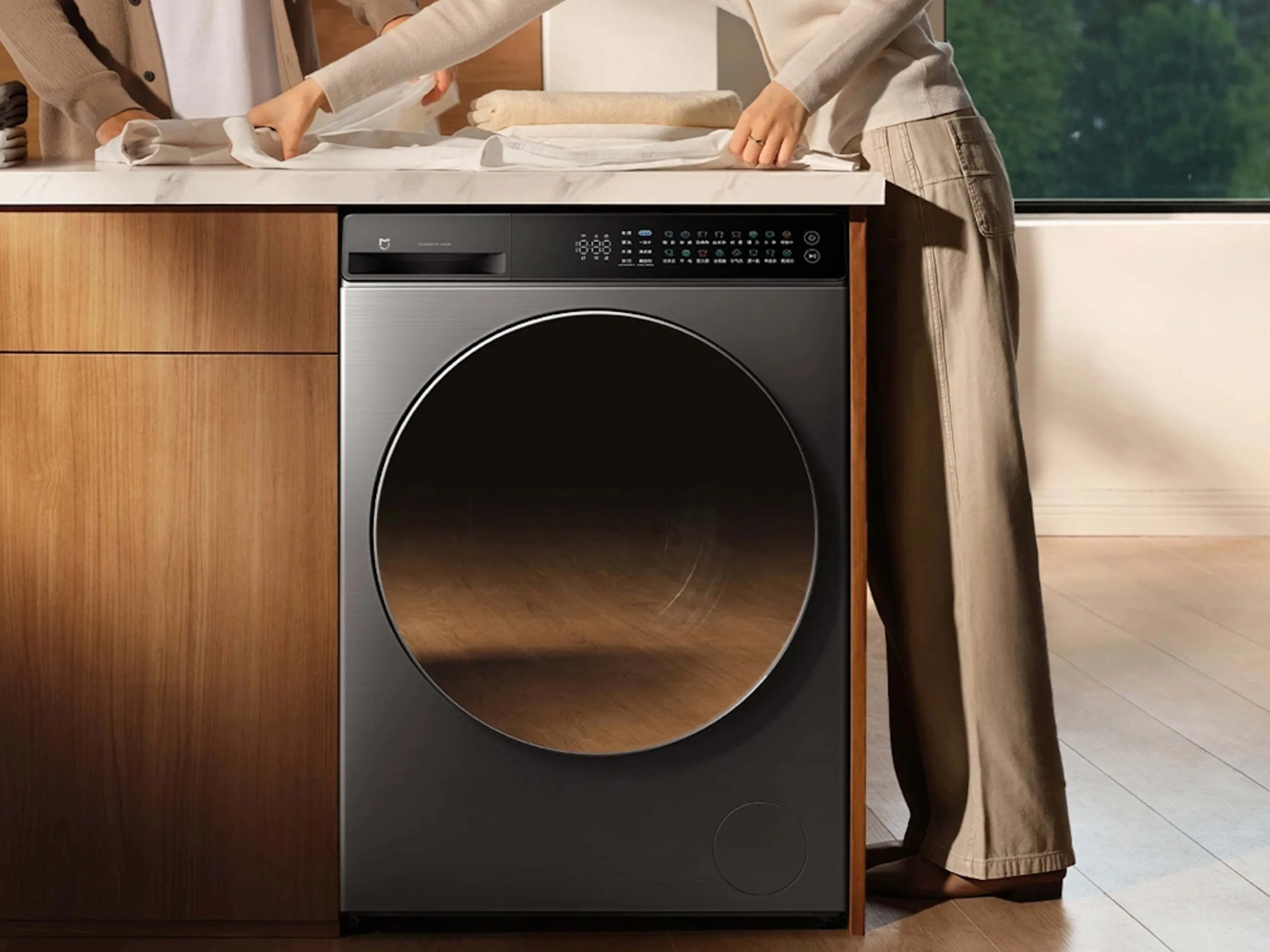 Xiaomi Washer-Dryer with Electrolysis Cuts Detergent Use