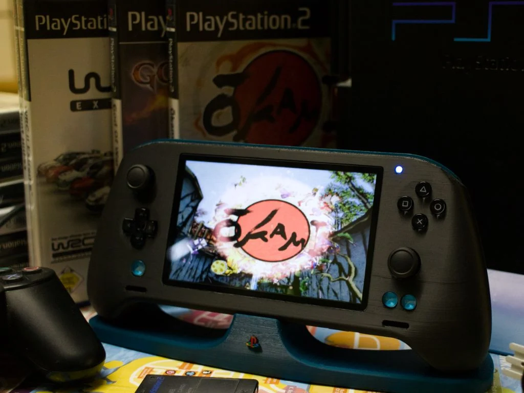 ROG Xbox Ally Look-Alike: Reverse-Engineered PS2 Portable Handheld