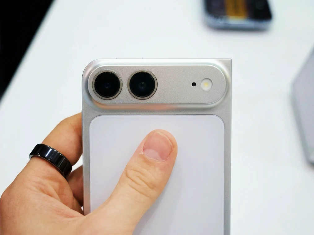 Foldable iPhone Ultra Delayed by Issues: New Leak from Top Tipster