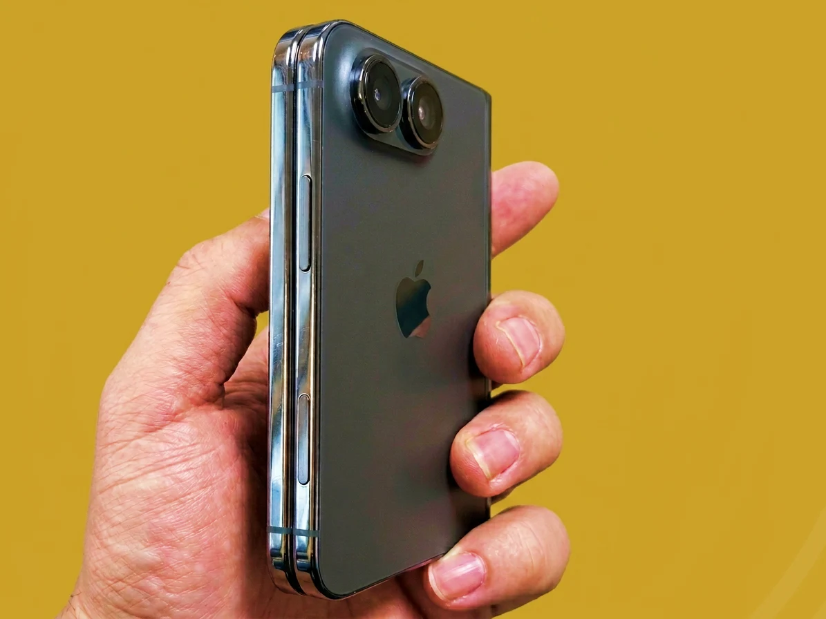 iPhone Ultra Foldable Delayed by Major Design Issues, Leaked Info Says