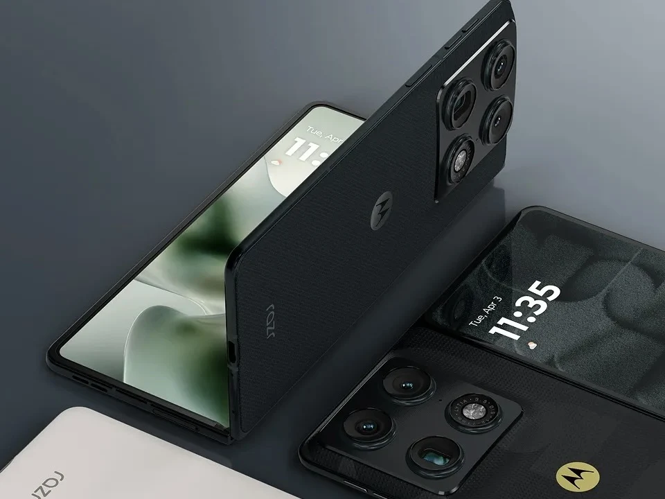 Motorola Expands Book-Style Foldable with Snapdragon 8 Gen 5 to New Markets