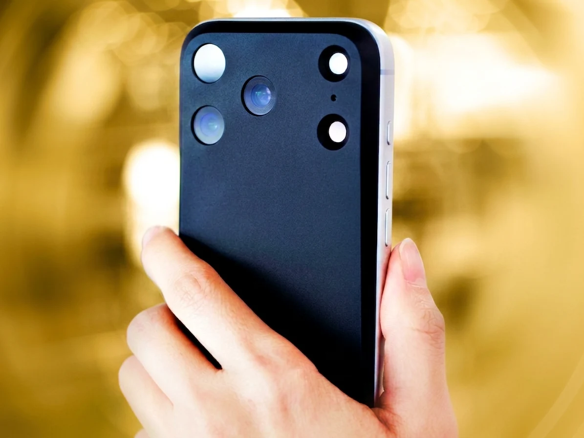 New $39 Made in Japan iPhone Back Eliminates Camera Bump, Redesigns Apple Back