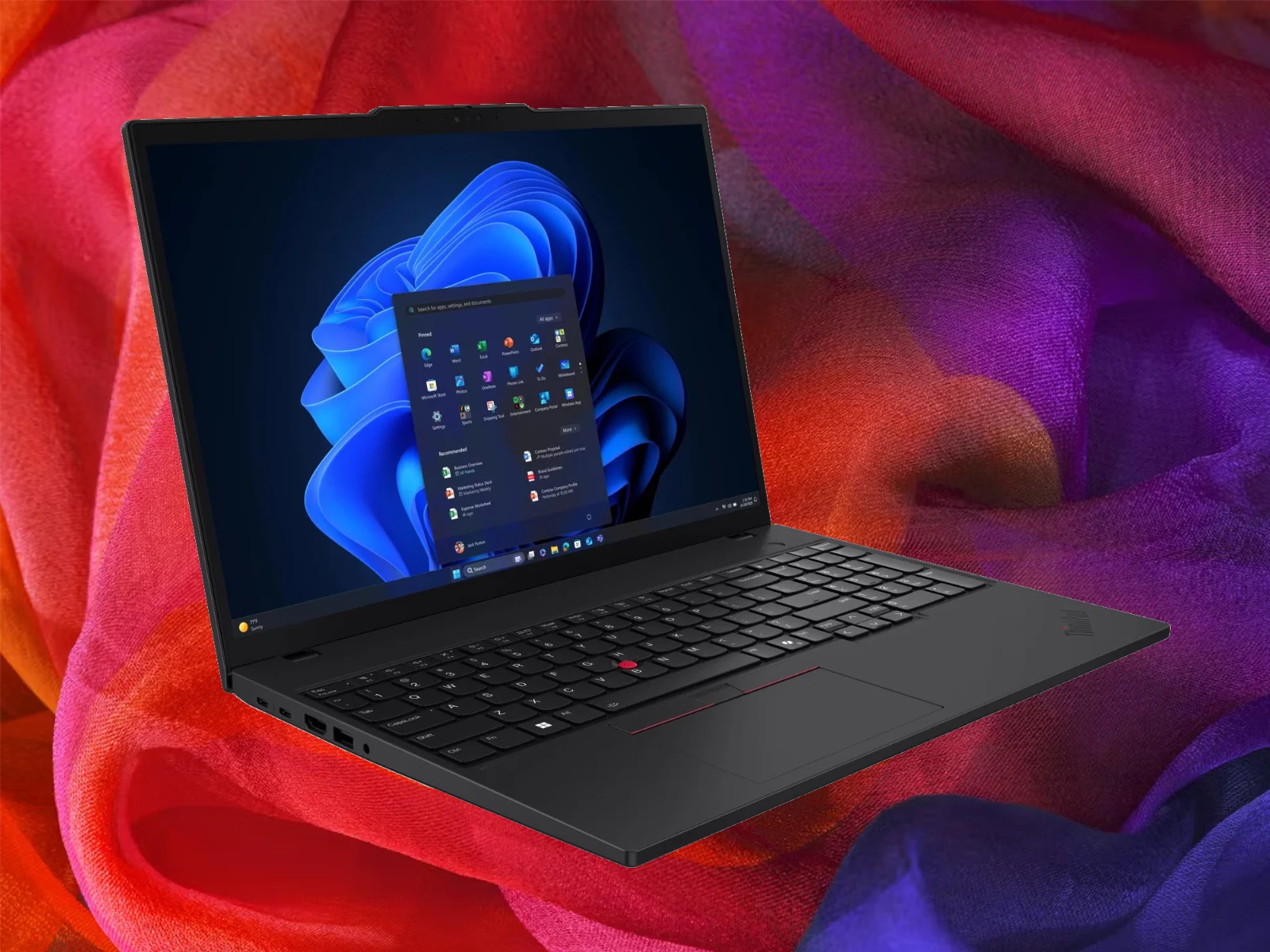 Lenovo Launches 16-Inch ThinkPad with Intel Lunar Lake & 32GB RAM