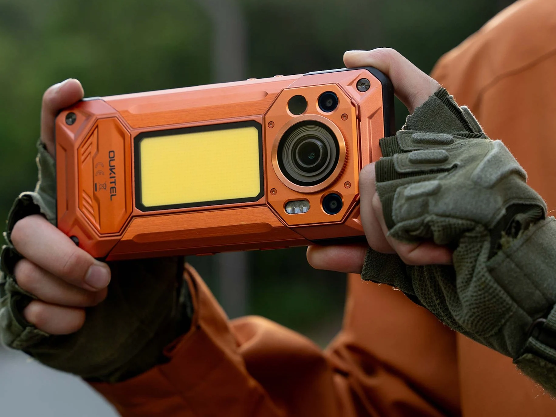 Rugged Phone with Thermal Camera & Privacy Kill Switch